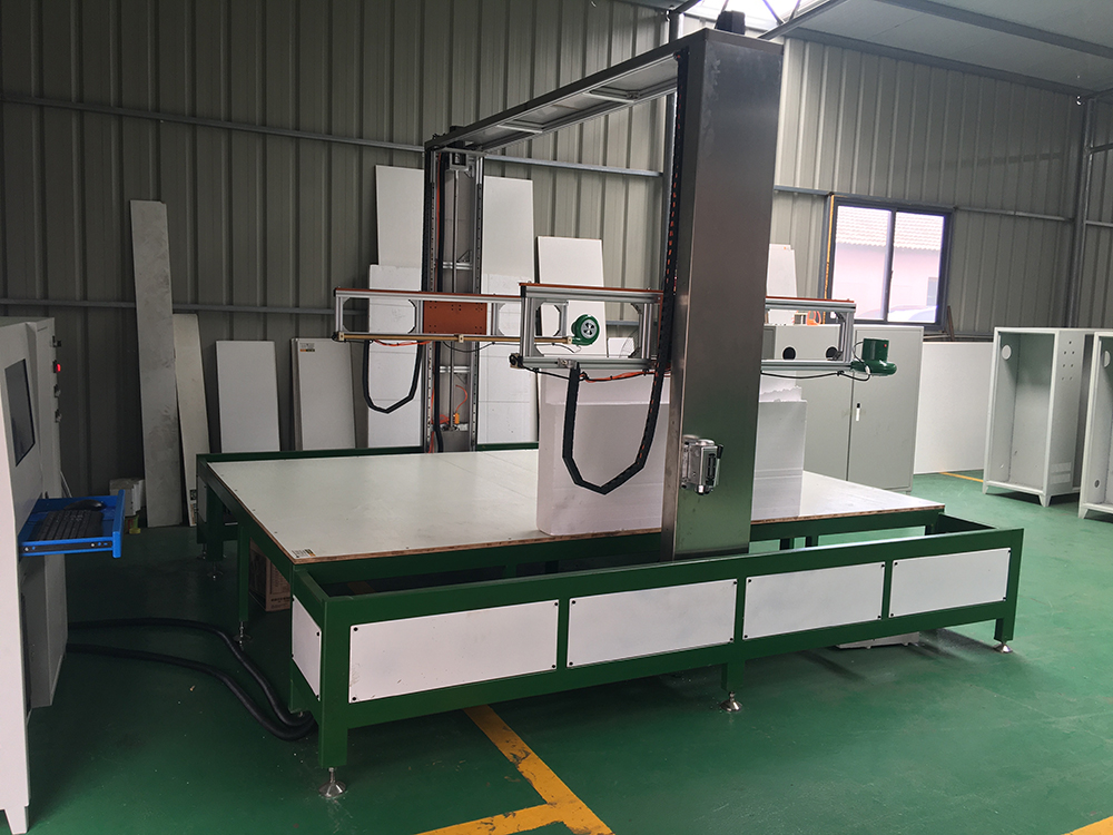 EPS CNC Cutting Machine